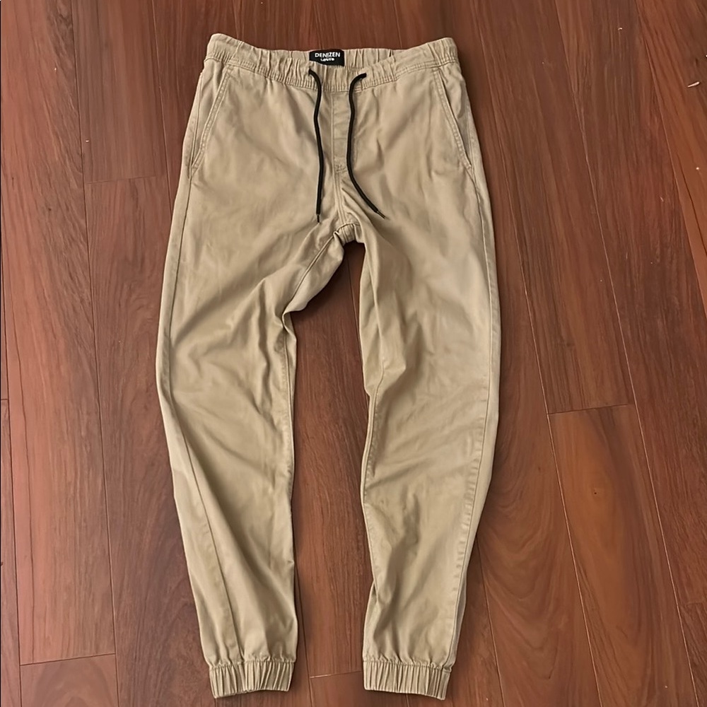 Denizen from Levi's Tan Chinos with Relaxed Fit and Tapered Cuffs